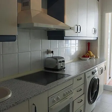 Kevin Apartman *